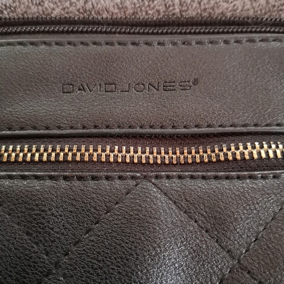 David Jones Crossbody Handbag - Picture 2 of 6